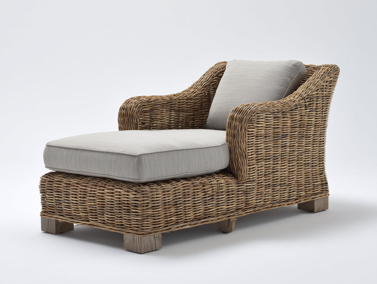 Sonnenliege 200 x 85 x 80 cm - Gartenliege aus Polyrattan mit Polsterauflage - Naturfarbene Liege mit hellgrauer Auflage für Außenbereiche